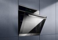 Electrolux Vgradna pečica EOE7P31X, A+, piroliza